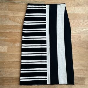 Theory Skirt XS